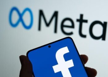 Announcement to introduce the biggest change of Facebook