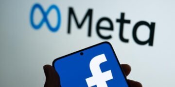 Announcement to introduce the biggest change of Facebook